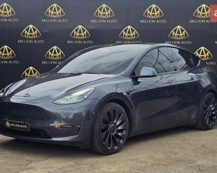 Серый Тесла Model Y, объемом двигателя 0 л и пробегом 97 тыс. км за 25300 $, фото 2 на Automoto.ua