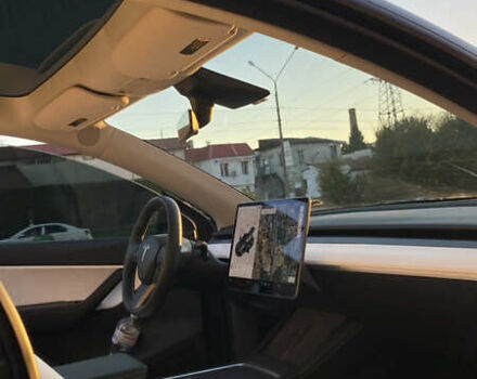 Серый Тесла Model Y, объемом двигателя 0 л и пробегом 98 тыс. км за 25300 $, фото 7 на Automoto.ua