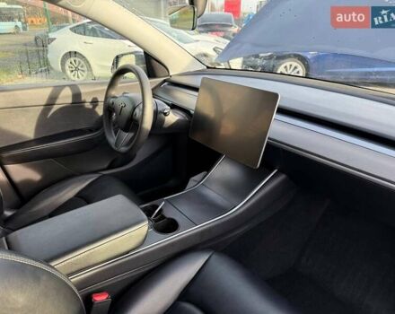 Сірий Тесла Model Y, об'ємом двигуна 0 л та пробігом 180 тис. км за 16900 $, фото 15 на Automoto.ua