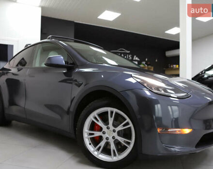 Серый Тесла Model Y, объемом двигателя 0 л и пробегом 119 тыс. км за 21900 $, фото 3 на Automoto.ua