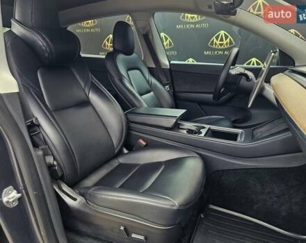Серый Тесла Model Y, объемом двигателя 0 л и пробегом 97 тыс. км за 25300 $, фото 13 на Automoto.ua