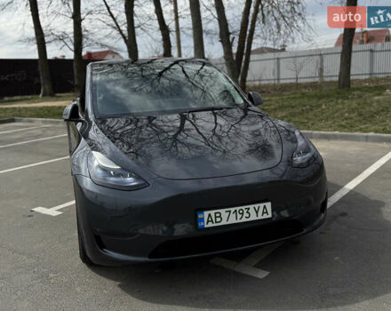 Сірий Тесла Model Y, об'ємом двигуна 0 л та пробігом 96 тис. км за 27500 $, фото 3 на Automoto.ua