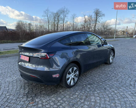 Серый Тесла Model Y, объемом двигателя 0 л и пробегом 51 тыс. км за 24000 $, фото 4 на Automoto.ua