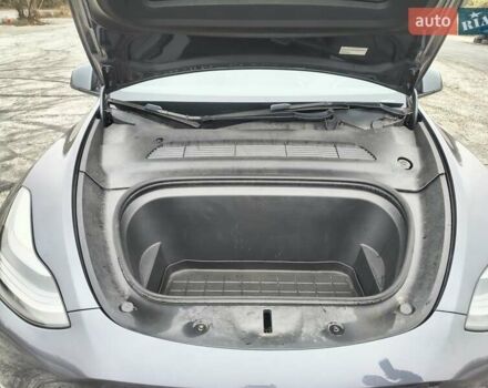 Сірий Тесла Model Y, об'ємом двигуна 0 л та пробігом 91 тис. км за 23400 $, фото 90 на Automoto.ua