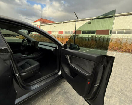 Сірий Тесла Model Y, об'ємом двигуна 0 л та пробігом 110 тис. км за 30000 $, фото 7 на Automoto.ua