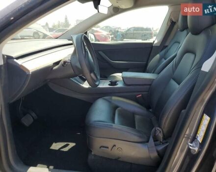 Сірий Тесла Model Y, об'ємом двигуна 0 л та пробігом 99 тис. км за 18900 $, фото 10 на Automoto.ua