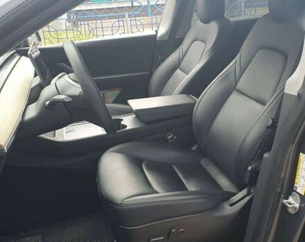 Сірий Тесла Model Y, об'ємом двигуна 0 л та пробігом 84 тис. км за 27900 $, фото 11 на Automoto.ua