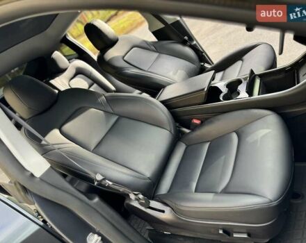 Серый Тесла Model Y, объемом двигателя 0 л и пробегом 211 тыс. км за 18950 $, фото 52 на Automoto.ua