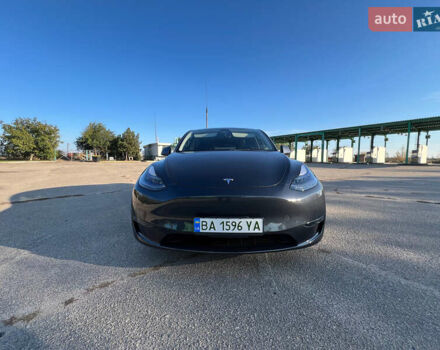 Серый Тесла Model Y, объемом двигателя 0 л и пробегом 32 тыс. км за 29500 $, фото 9 на Automoto.ua