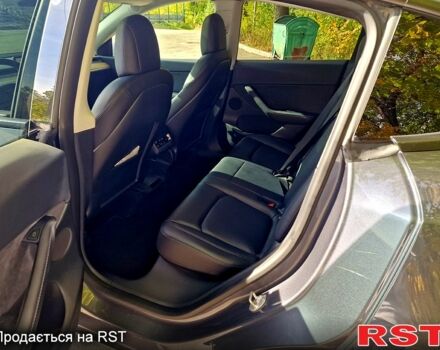 Тесла Model Y 2021 в Каменское - Днепродзержинск на Automoto.ua Серый Тесла Model Y, объемом двигателя 0 л и пробегом 62 тыс. км за 29000 $, фото 13 на Automoto.ua