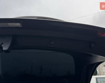 Серый Тесла Model Y, объемом двигателя 0 л и пробегом 138 тыс. км за 20200 $, фото 39 на Automoto.ua