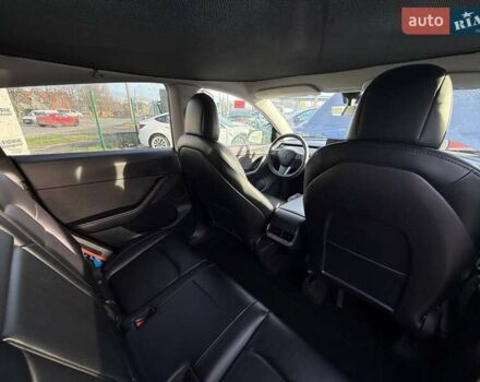 Сірий Тесла Model Y, об'ємом двигуна 0 л та пробігом 180 тис. км за 16900 $, фото 14 на Automoto.ua