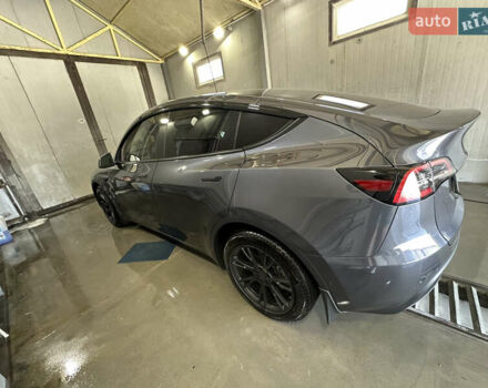 Серый Тесла Model Y, объемом двигателя 0 л и пробегом 55 тыс. км за 29000 $, фото 10 на Automoto.ua