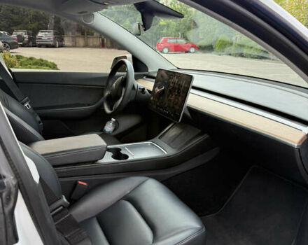 Серый Тесла Model Y, объемом двигателя 0 л и пробегом 60 тыс. км за 25200 $, фото 10 на Automoto.ua