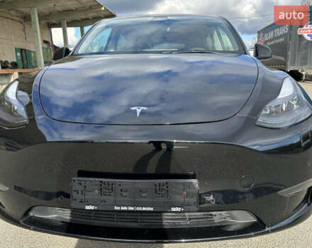 Серый Тесла Model Y, объемом двигателя 0 л и пробегом 30 тыс. км за 28000 $, фото 2 на Automoto.ua