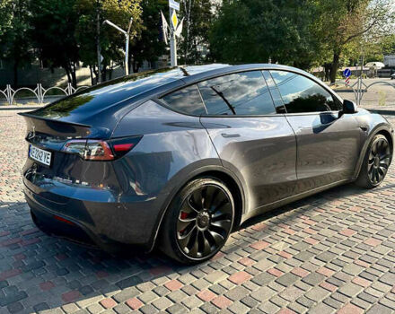 Серый Тесла Model Y, объемом двигателя 0 л и пробегом 58 тыс. км за 29999 $, фото 5 на Automoto.ua