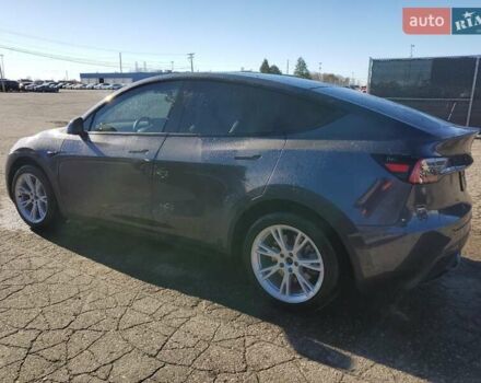Серый Тесла Model Y, объемом двигателя 0 л и пробегом 173 тыс. км за 9100 $, фото 2 на Automoto.ua