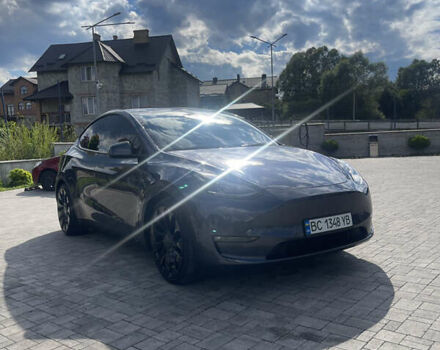 Серый Тесла Model Y, объемом двигателя 0 л и пробегом 69 тыс. км за 24100 $, фото 1 на Automoto.ua
