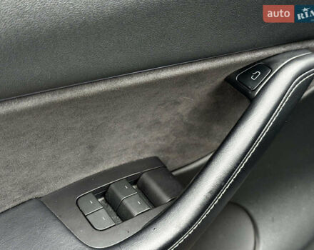 Серый Тесла Model Y, объемом двигателя 0 л и пробегом 98 тыс. км за 29490 $, фото 11 на Automoto.ua