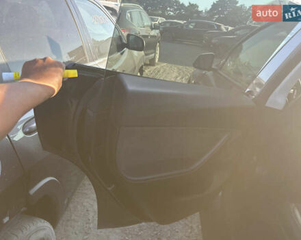 Серый Тесла Model Y, объемом двигателя 0 л и пробегом 81 тыс. км за 17500 $, фото 22 на Automoto.ua