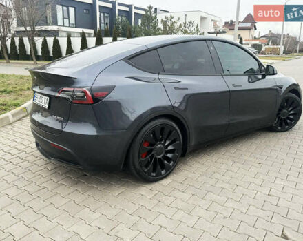 Серый Тесла Model Y, объемом двигателя 0 л и пробегом 26 тыс. км за 29000 $, фото 3 на Automoto.ua