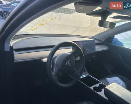 Серый Тесла Model Y, объемом двигателя 0 л и пробегом 81 тыс. км за 17500 $, фото 25 на Automoto.ua