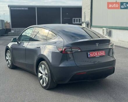 Серый Тесла Model Y, объемом двигателя 0 л и пробегом 110 тыс. км за 22000 $, фото 1 на Automoto.ua
