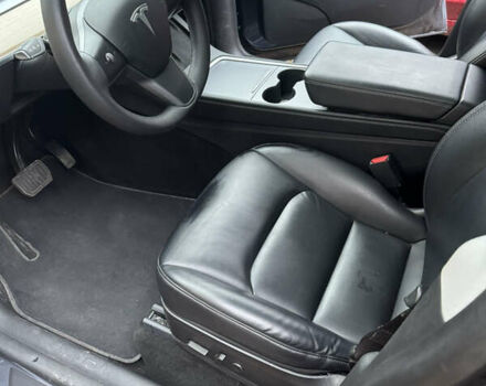 Серый Тесла Model Y, объемом двигателя 0 л и пробегом 85 тыс. км за 23000 $, фото 6 на Automoto.ua