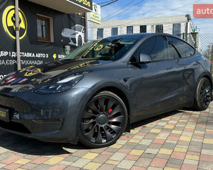 Сірий Тесла Model Y, об'ємом двигуна 0 л та пробігом 68 тис. км за 25500 $, фото 2 на Automoto.ua