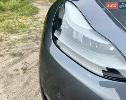 Серый Тесла Model Y, объемом двигателя 0 л и пробегом 61 тыс. км за 29000 $, фото 13 на Automoto.ua