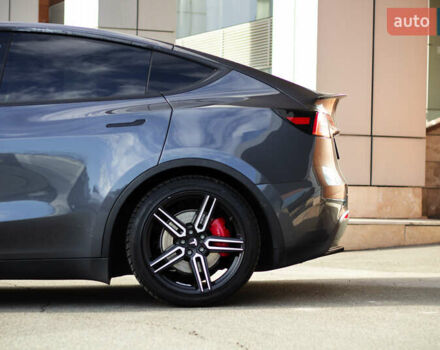 Серый Тесла Model Y, объемом двигателя 0 л и пробегом 91 тыс. км за 25000 $, фото 12 на Automoto.ua