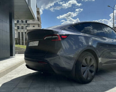 Серый Тесла Model Y, объемом двигателя 0 л и пробегом 50 тыс. км за 21900 $, фото 6 на Automoto.ua