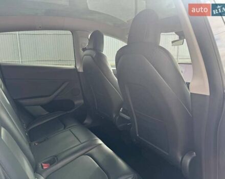 Серый Тесла Model Y, объемом двигателя 0 л и пробегом 110 тыс. км за 22000 $, фото 12 на Automoto.ua
