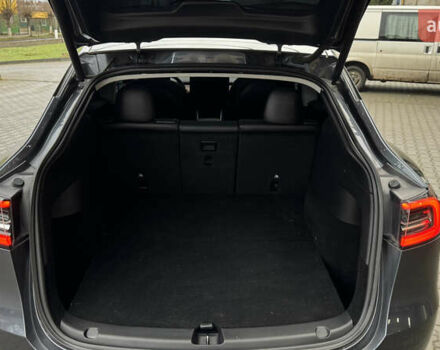 Серый Тесла Model Y, объемом двигателя 0 л и пробегом 138 тыс. км за 20200 $, фото 40 на Automoto.ua