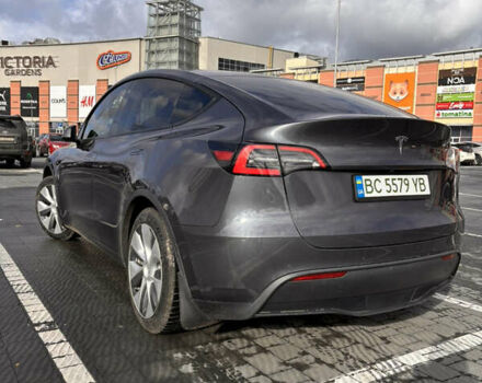 Тесла Model Y 2021 в Львове на Automoto.ua Серый Тесла Model Y, объемом двигателя 0 л и пробегом 135 тыс. км за 19300 $, фото 4 на Automoto.ua