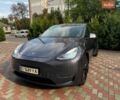 Сірий Тесла Model Y, об'ємом двигуна 0 л та пробігом 65 тис. км за 29999 $, фото 1 на Automoto.ua