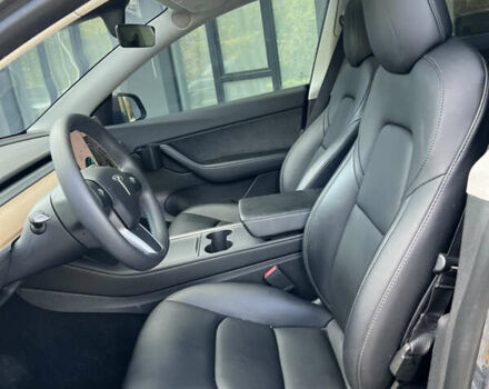 Серый Тесла Model Y, объемом двигателя 0 л и пробегом 57 тыс. км за 23300 $, фото 12 на Automoto.ua