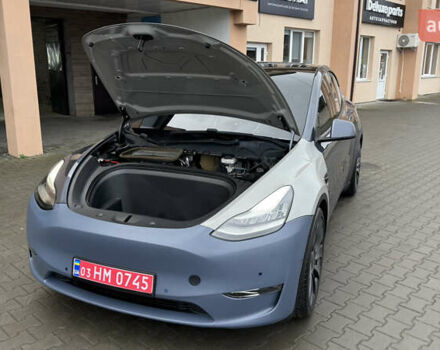 Серый Тесла Model Y, объемом двигателя 0 л и пробегом 138 тыс. км за 20200 $, фото 42 на Automoto.ua