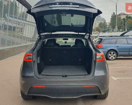 Серый Тесла Model Y, объемом двигателя 0 л и пробегом 84 тыс. км за 24999 $, фото 16 на Automoto.ua