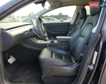 Серый Тесла Model Y, объемом двигателя 0 л и пробегом 85 тыс. км за 8900 $, фото 10 на Automoto.ua