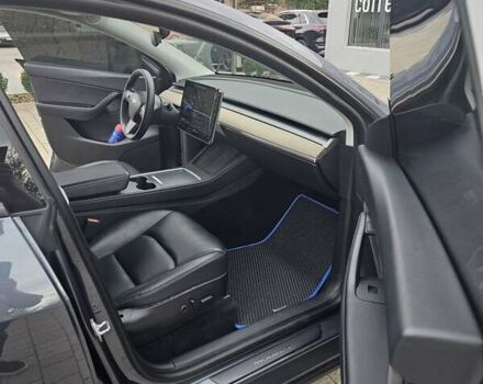 Тесла Model Y 2021 в Мукачеве на Automoto.ua Серый Тесла Model Y, объемом двигателя 0 л и пробегом 62 тыс. км за 26950 $, фото 10 на Automoto.ua