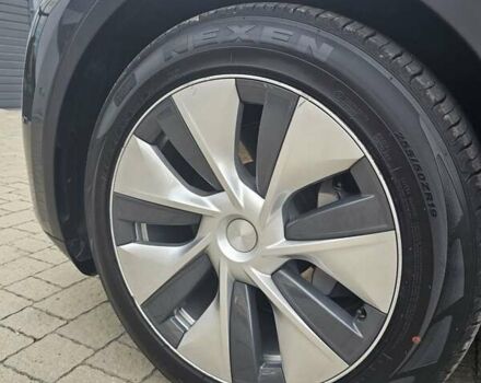 Тесла Model Y 2021 в Мукачеве на Automoto.ua Серый Тесла Model Y, объемом двигателя 0 л и пробегом 62 тыс. км за 26950 $, фото 5 на Automoto.ua