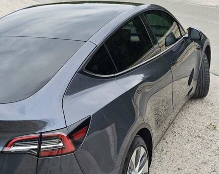 Серый Тесла Model Y, объемом двигателя 0 л и пробегом 87 тыс. км за 27000 $, фото 14 на Automoto.ua