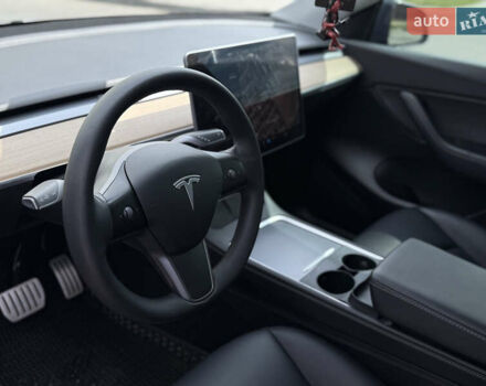 Сірий Тесла Model Y, об'ємом двигуна 0 л та пробігом 96 тис. км за 27500 $, фото 42 на Automoto.ua