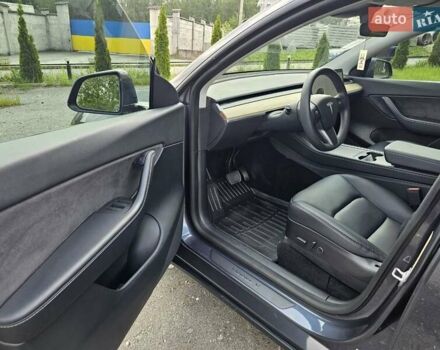 Серый Тесла Model Y, объемом двигателя 0 л и пробегом 6 тыс. км за 25500 $, фото 8 на Automoto.ua