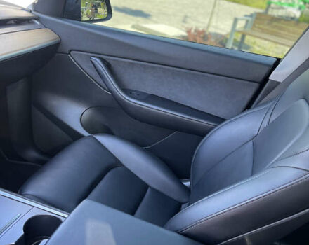 Серый Тесла Model Y, объемом двигателя 0 л и пробегом 69 тыс. км за 24100 $, фото 29 на Automoto.ua