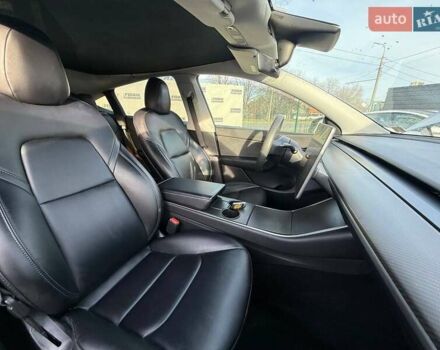 Сірий Тесла Model Y, об'ємом двигуна 0 л та пробігом 180 тис. км за 16900 $, фото 13 на Automoto.ua