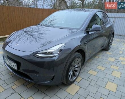 Серый Тесла Model Y, объемом двигателя 0 л и пробегом 27 тыс. км за 25900 $, фото 1 на Automoto.ua