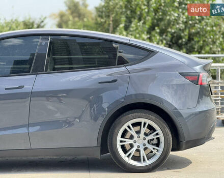 Тесла Model Y 2022 в Киеве на Automoto.ua Серый Тесла Model Y, объемом двигателя 0 л и пробегом 28 тыс. км за 29300 $, фото 14 на Automoto.ua
