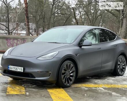 Серый Тесла Model Y, объемом двигателя 0 л и пробегом 19 тыс. км за 29999 $, фото 7 на Automoto.ua